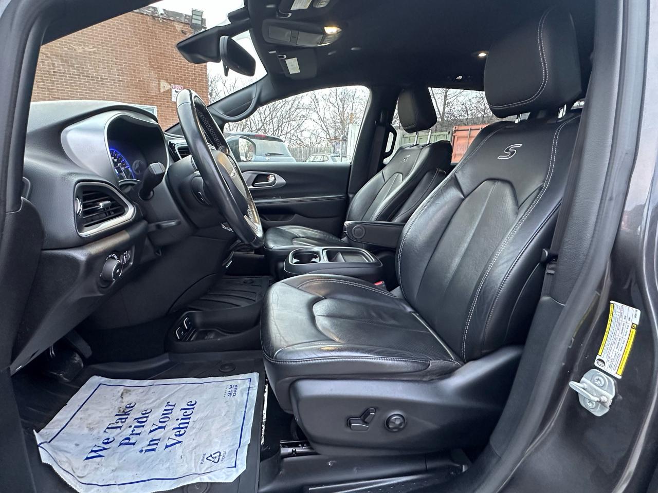 2020 Chrysler Pacifica Touring-L Plus - Photo #21