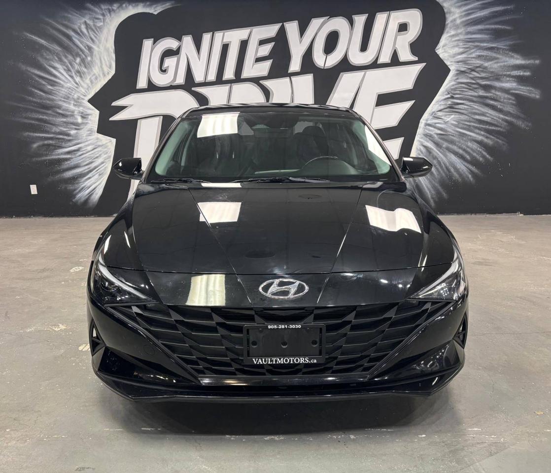 2022 Hyundai Elantra Preferred IVT $ 0 % DOWN FINANCE OAC Photo