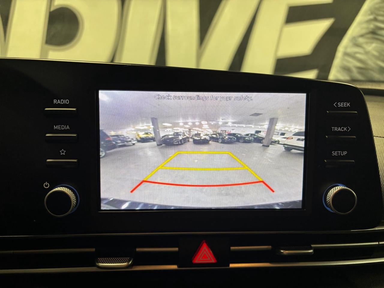 2022 Hyundai Elantra Preferred IVT $ 0 % DOWN FINANCE OAC Photo