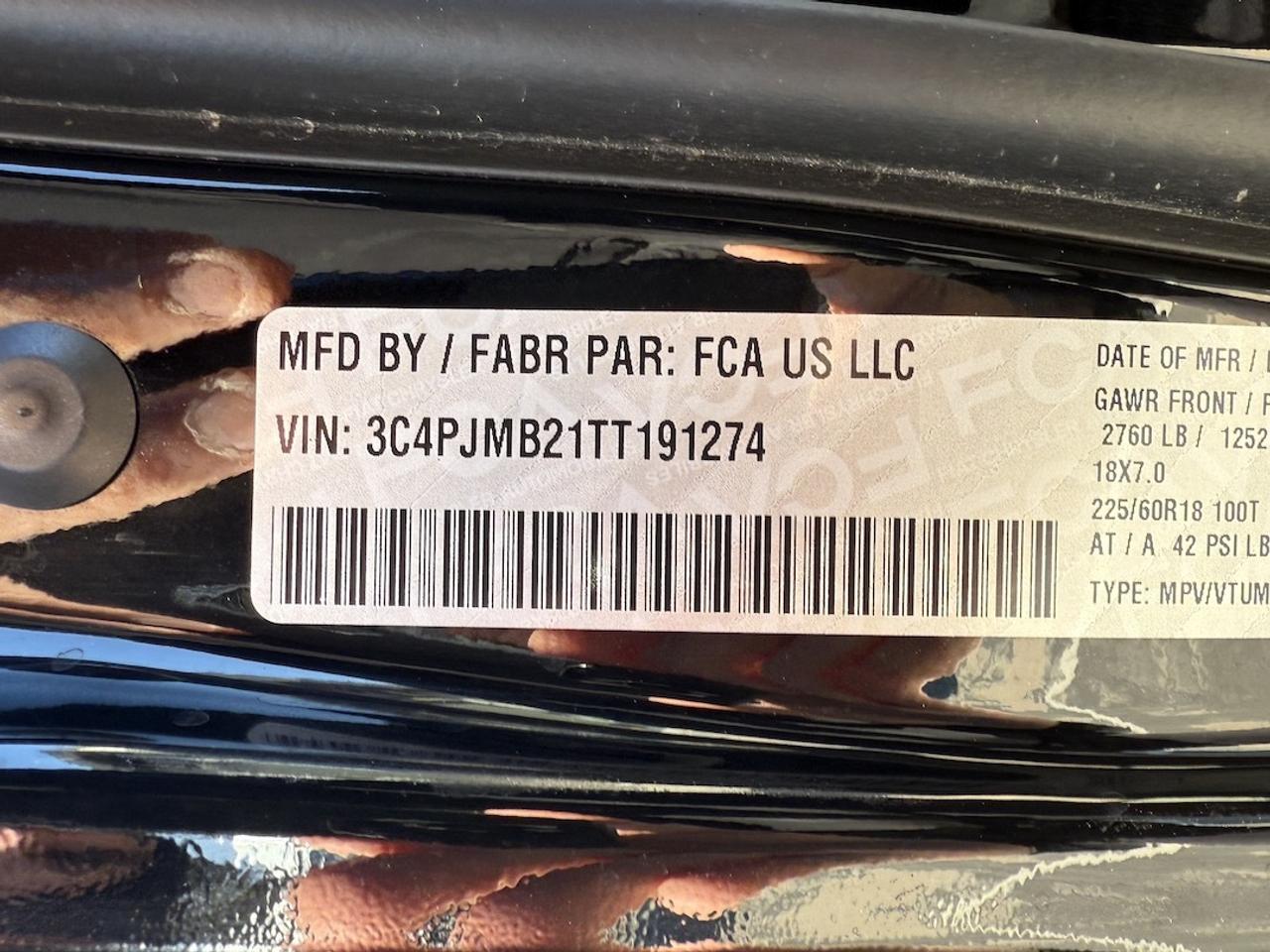 2026 Jeep Cherokee LAREDO 4x4 Photo