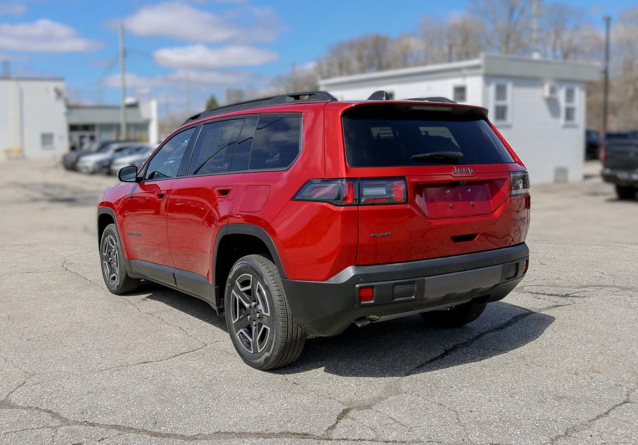 2026 Jeep Cherokee Limited 4X4 Photo