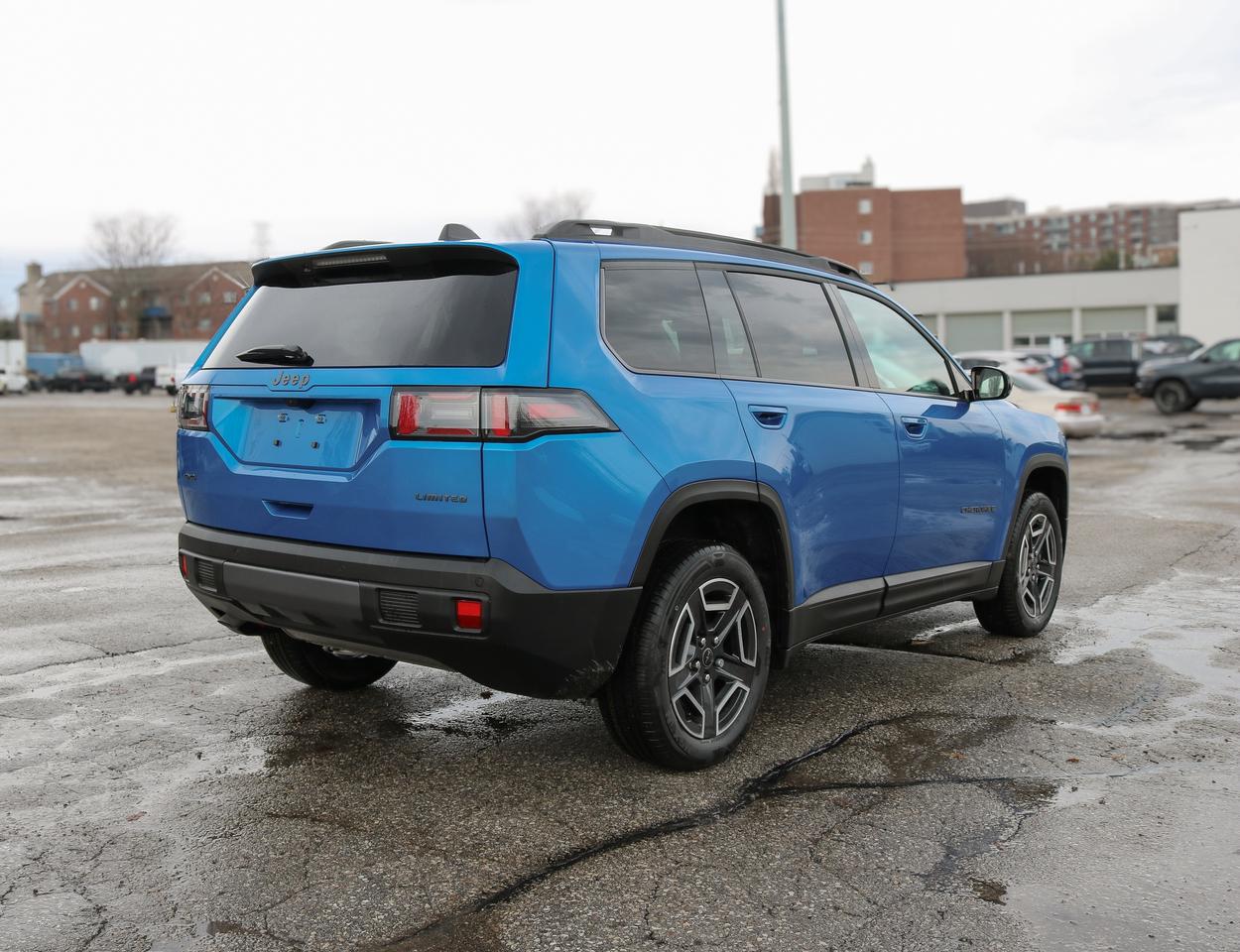 2026 Jeep Cherokee Limited 4X4 Photo4