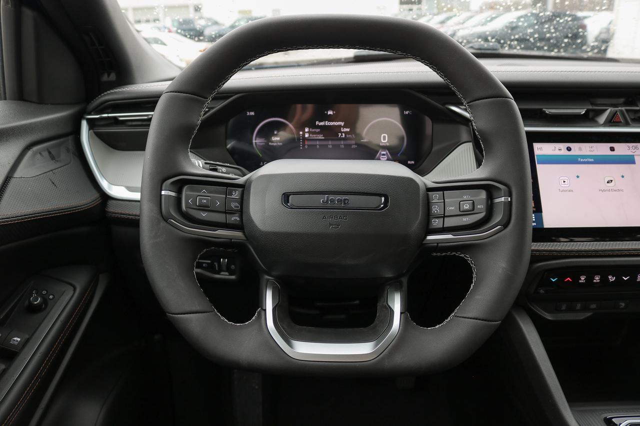 2026 Jeep Cherokee Limited 4X4 Photo