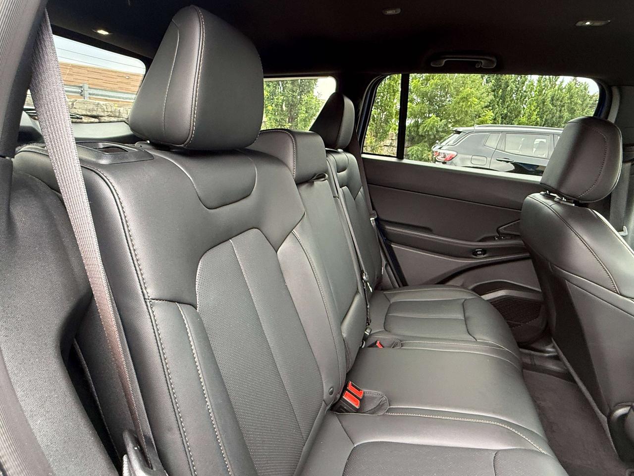 2026 Jeep Cherokee Limited 4X4 Photo