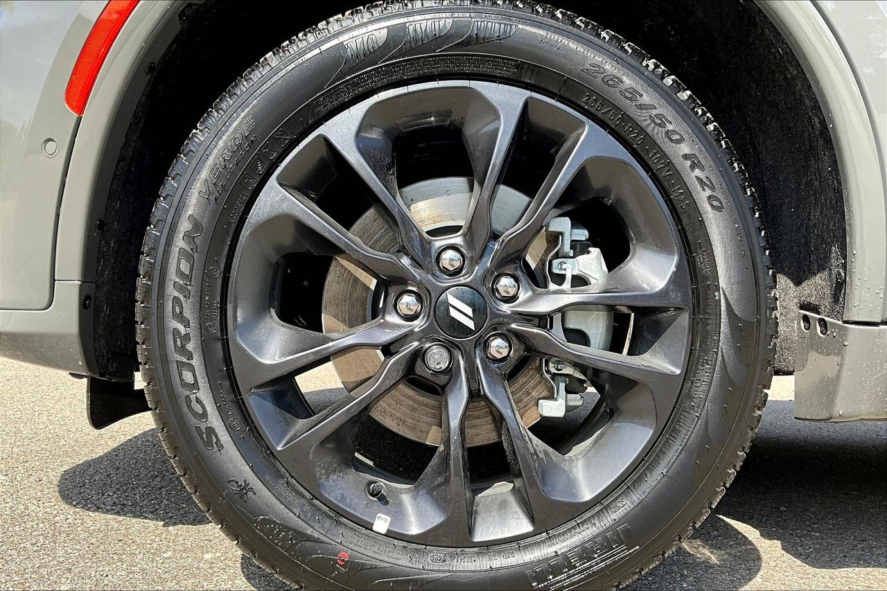 2026 Dodge Durango GT PLUS AWD | Blacktop Redline | SRT Seats Photo