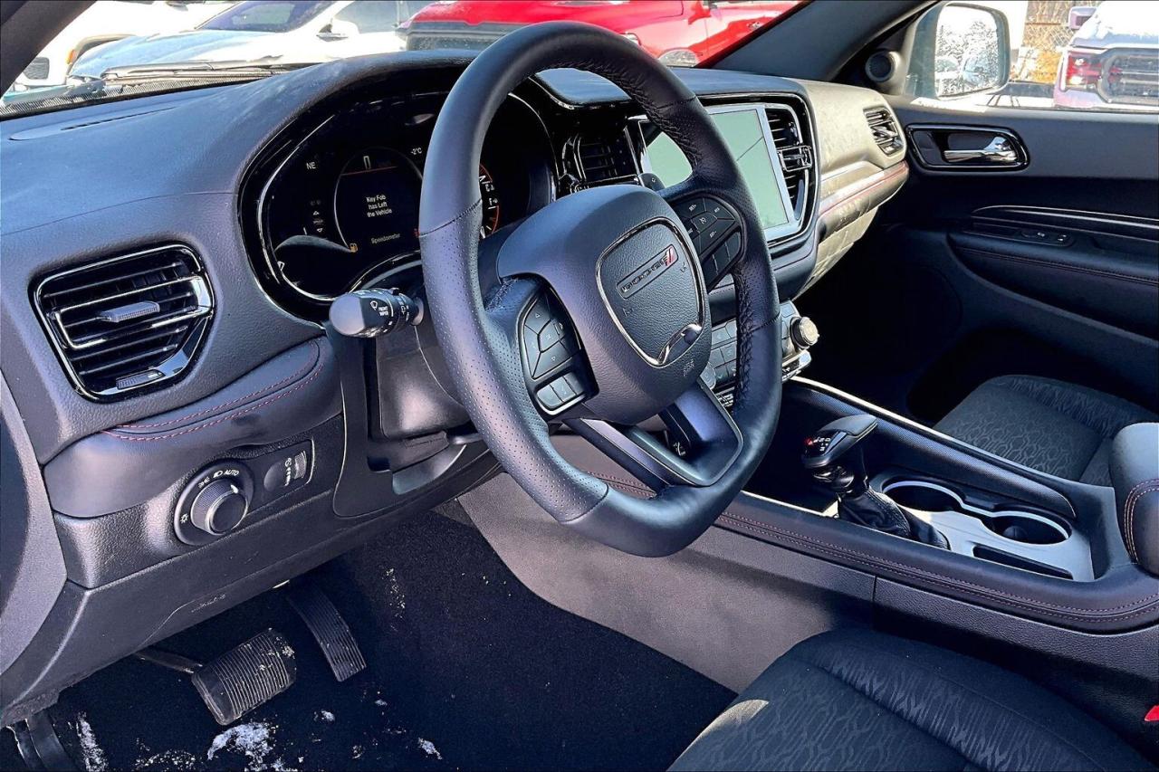 2026 Dodge Durango GT AWD | Heated Seats & Wheel | Blacktop | 7-Seats Photo
