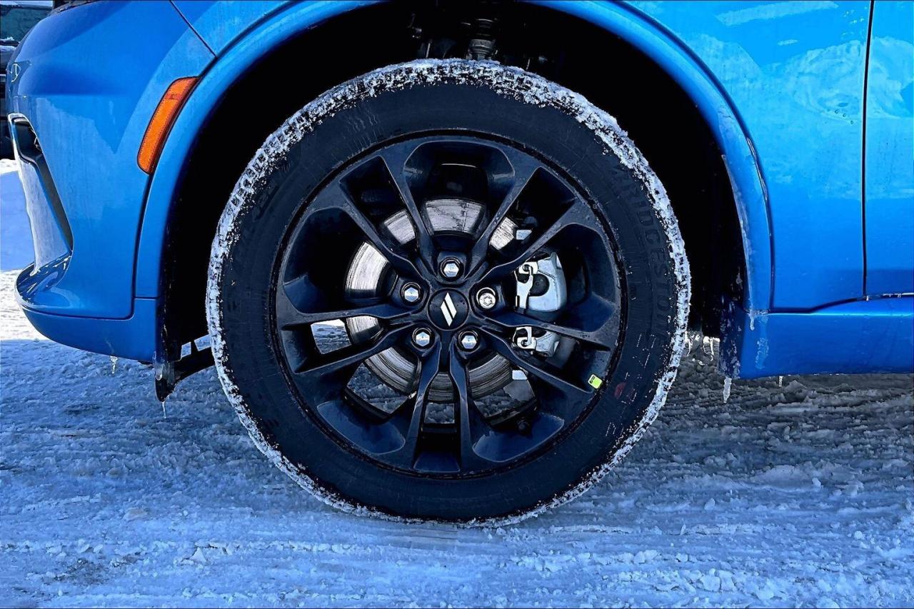2026 Dodge Durango GT AWD | Heated Seats & Wheel | Blacktop | 7-Seats Photo