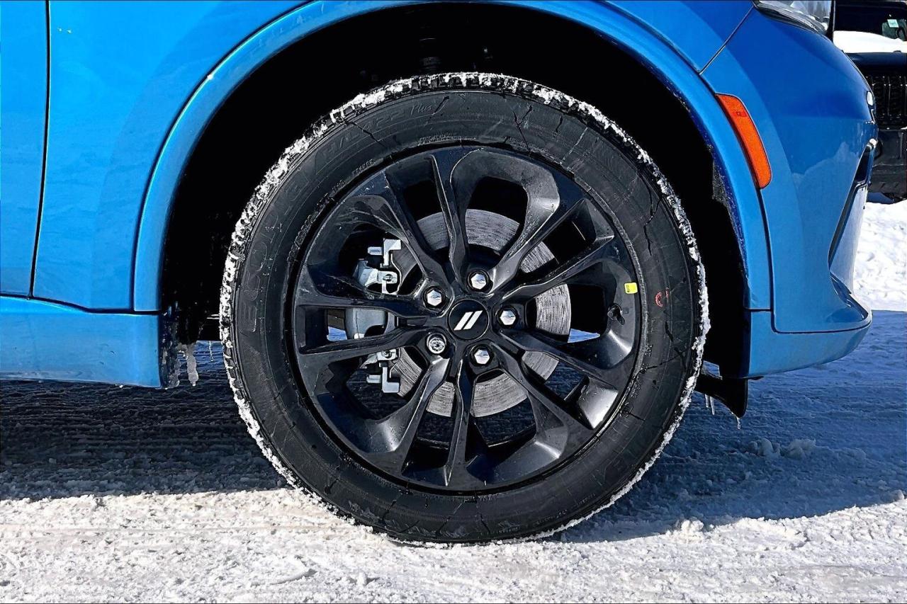 2026 Dodge Durango GT AWD | Heated Seats & Wheel | Blacktop | 7-Seats Photo