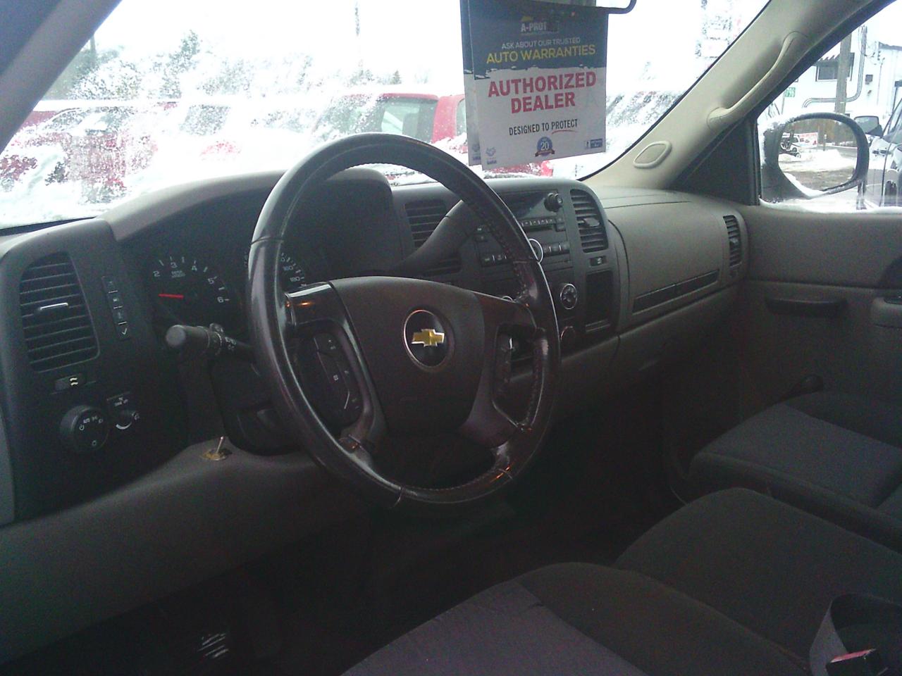 2011 Chevrolet Silverado 1500 2WD Crew Cab 143.5  WT - Photo #12