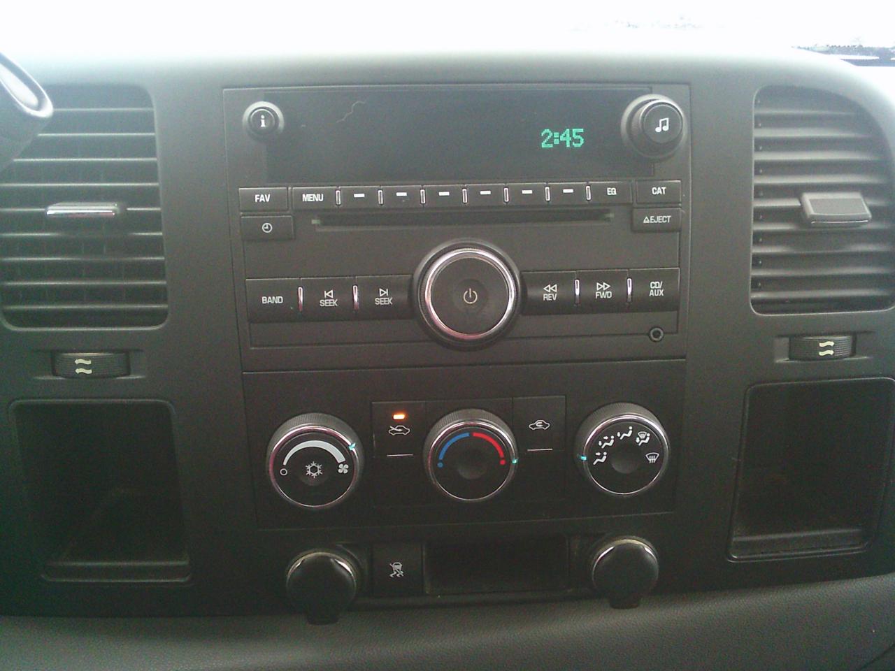 2011 Chevrolet Silverado 1500 2WD Crew Cab 143.5  WT - Photo #14