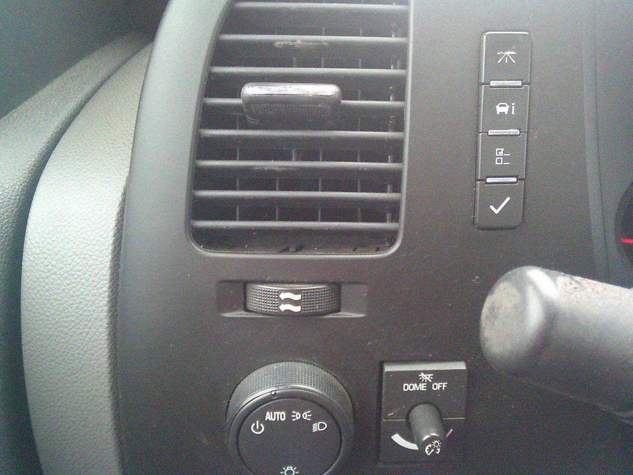 2011 Chevrolet Silverado 1500 2WD Crew Cab 143.5  WT - Photo #16