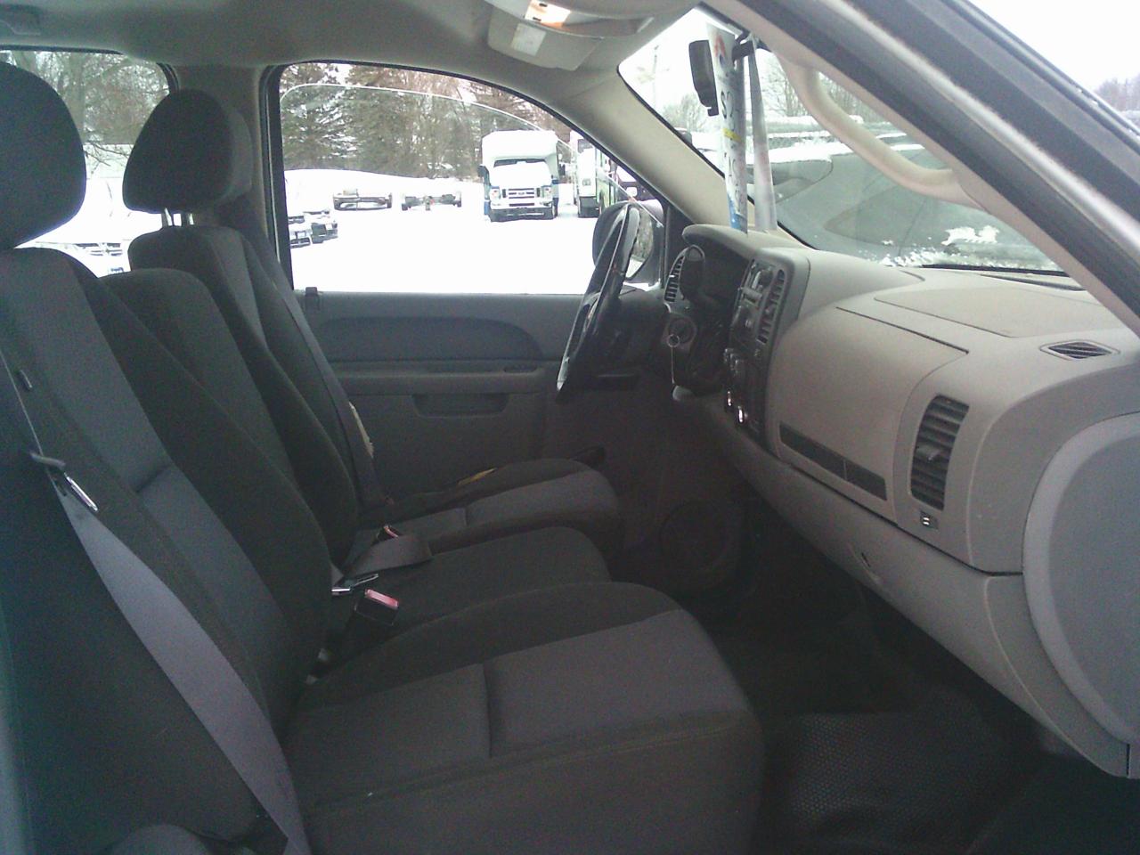 2011 Chevrolet Silverado 1500 2WD Crew Cab 143.5  WT - Photo #18