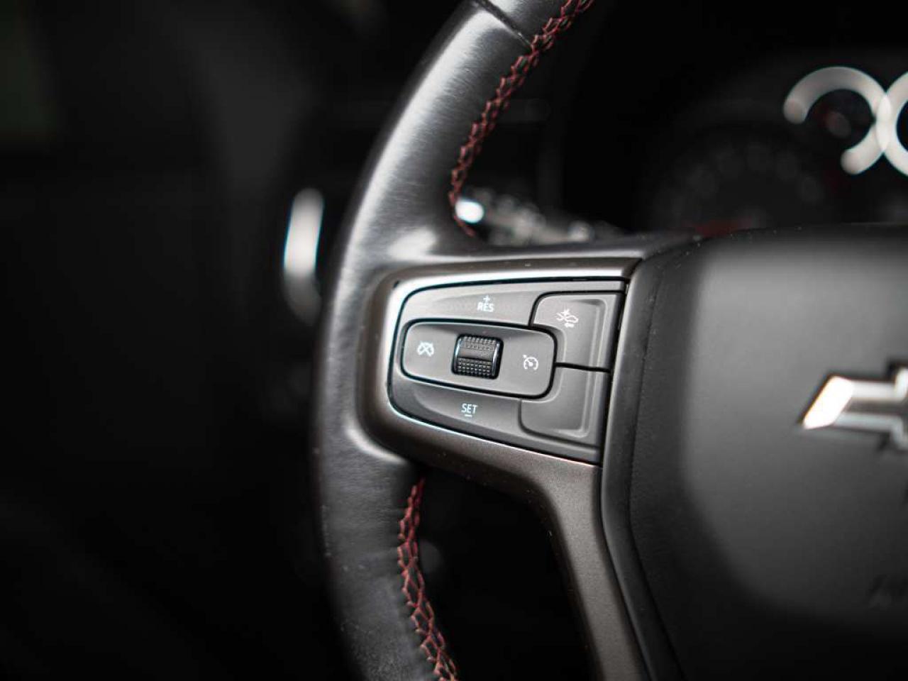 2021 Chevrolet Suburban RST | 1SP PKG | 8 PASS | BOSE | PANO | 22 IN Photo