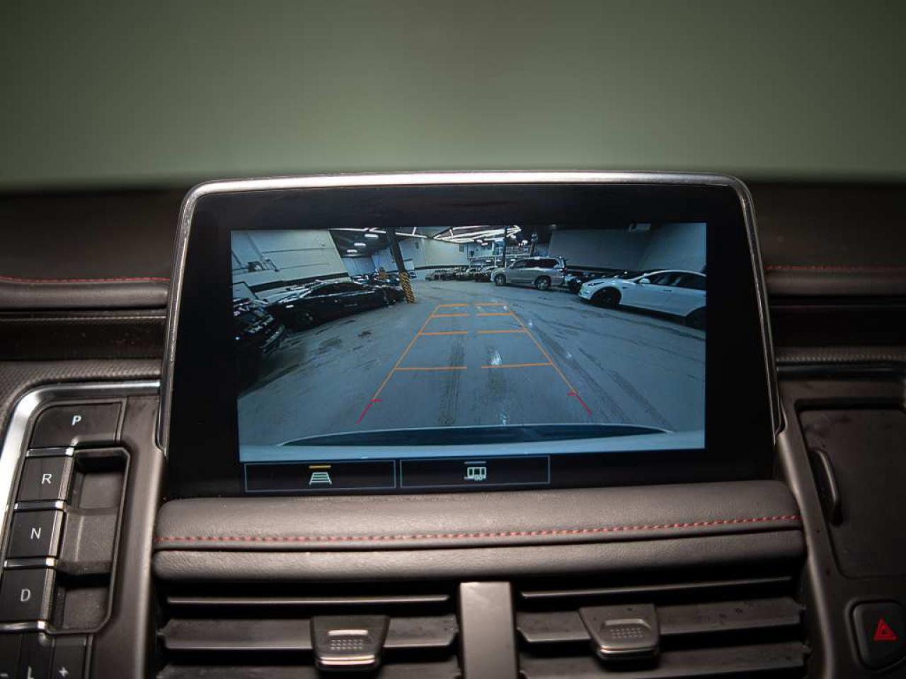 2021 Chevrolet Suburban RST | 1SP PKG | 8 PASS | BOSE | PANO | 22 IN Photo