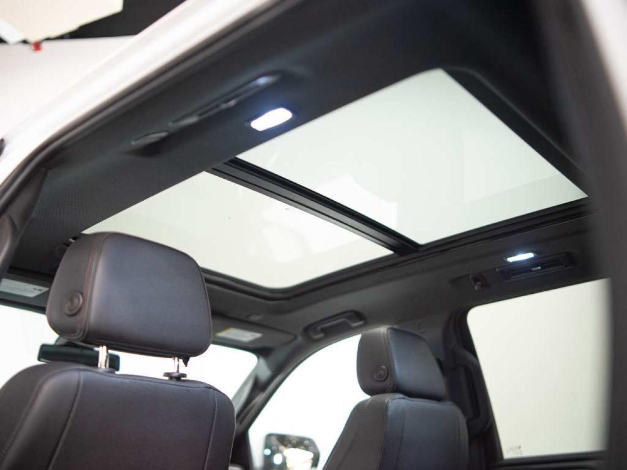 2021 Chevrolet Suburban RST | 1SP PKG | 8 PASS | BOSE | PANO | 22 IN Photo