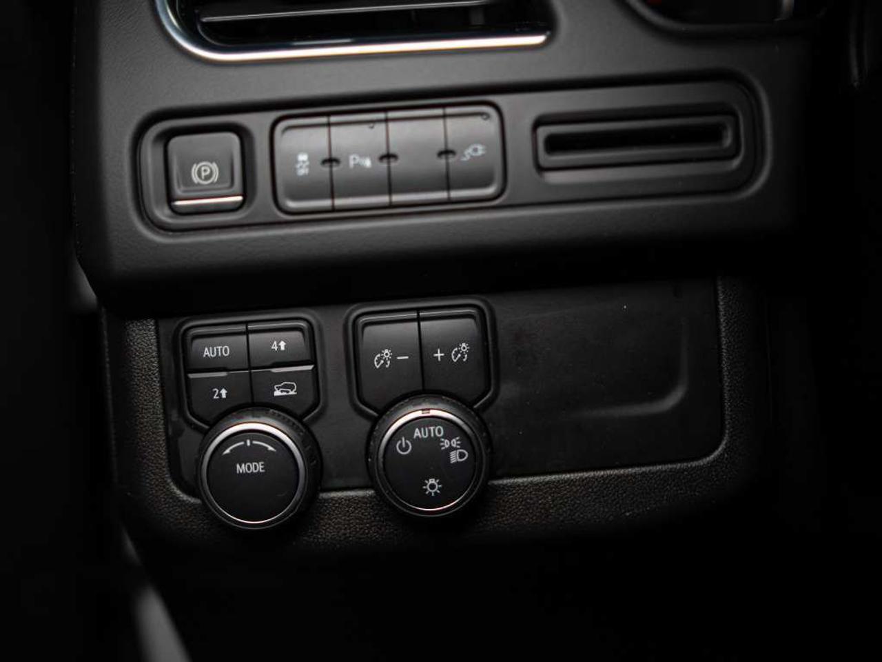 2021 Chevrolet Suburban RST | 1SP PKG | 8 PASS | BOSE | PANO | 22 IN Photo