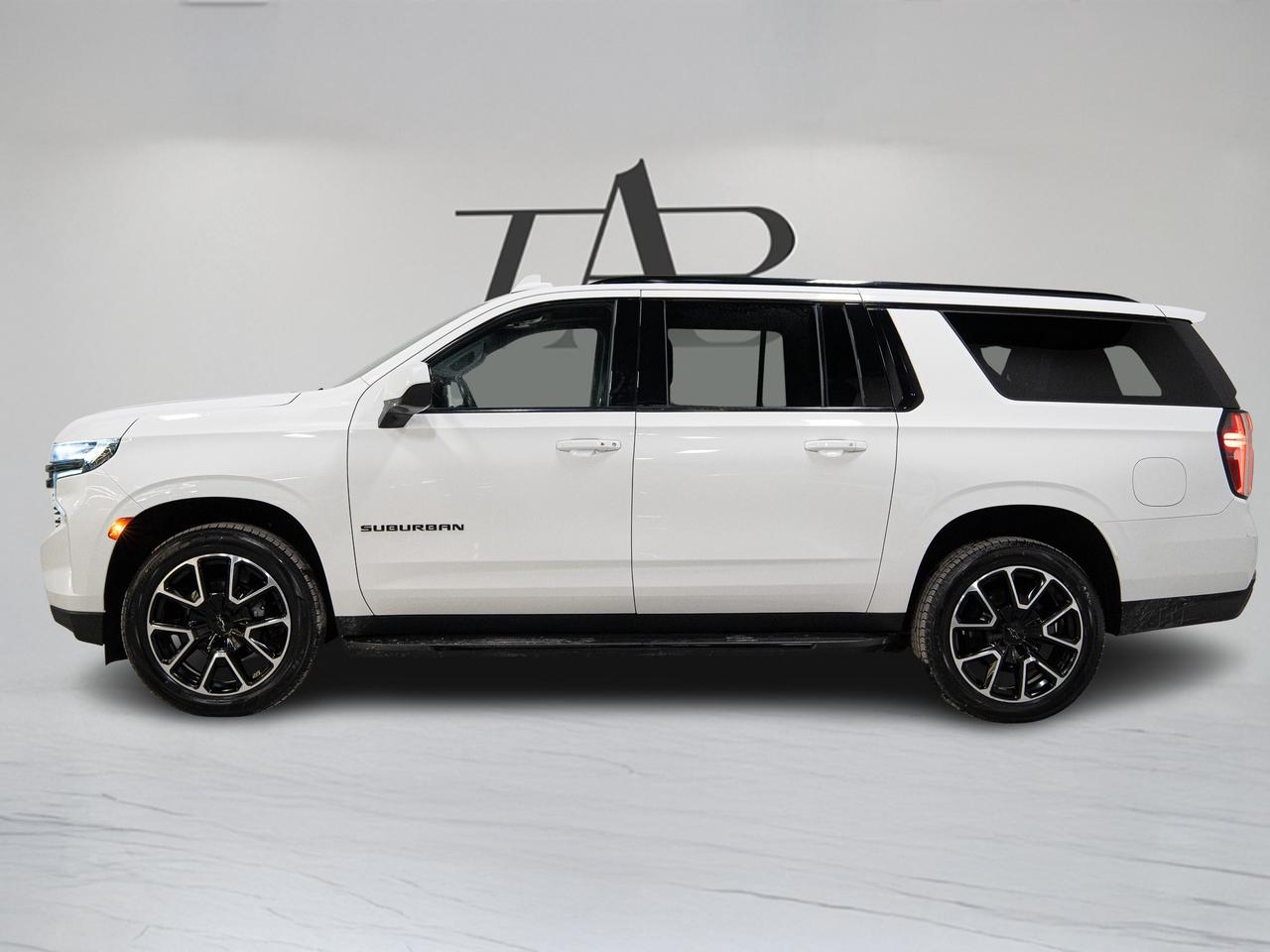 2021 Chevrolet Suburban RST | 1SP PKG | 8 PASS | BOSE | PANO | 22 IN Photo