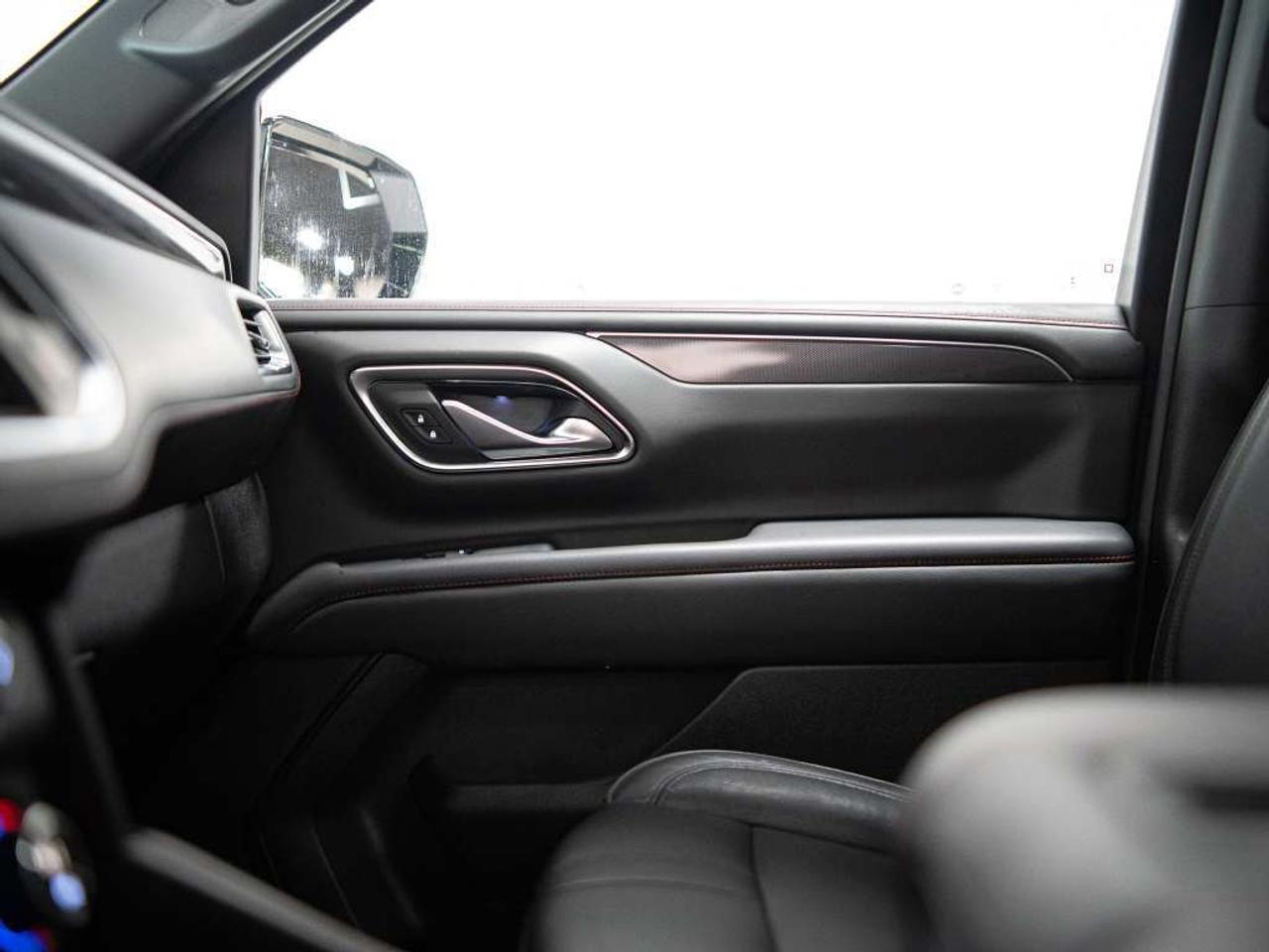 2021 Chevrolet Suburban RST | 1SP PKG | 8 PASS | BOSE | PANO | 22 IN Photo