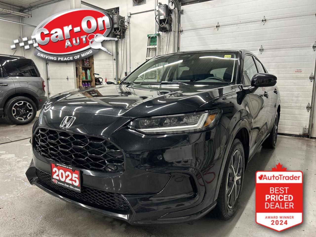 2025 Honda HR-V  Photo0