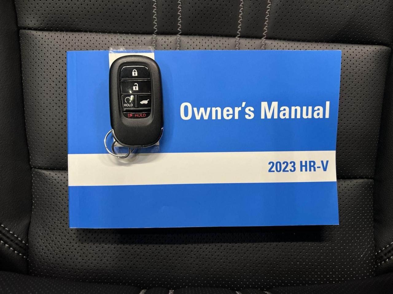 2023 Honda HR-V EX-L NAVI | LOW KMS! | HTD LEATHER | SUNROOF | NAV Photo