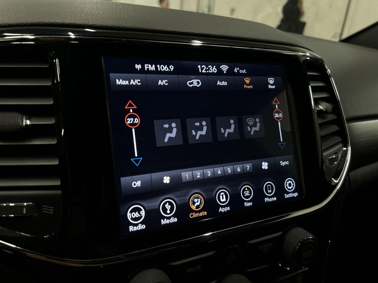 2019 Jeep Grand Cherokee 4X4 | CARPLAY |17IN ALLOYS |BLIND SPOT | BLUETOOTH Photo