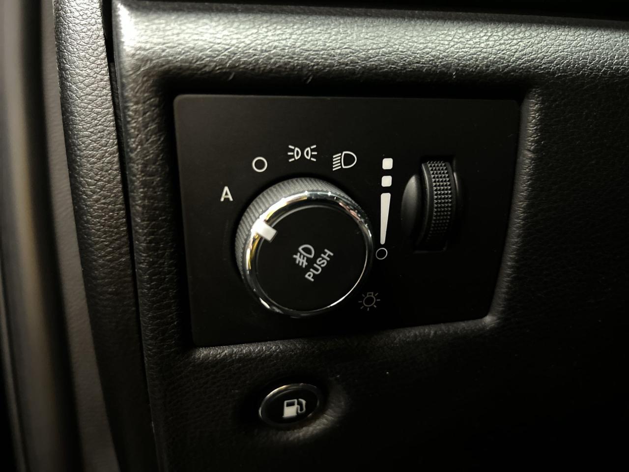 2019 Jeep Grand Cherokee 4X4 | CARPLAY |17IN ALLOYS |BLIND SPOT | BLUETOOTH Photo