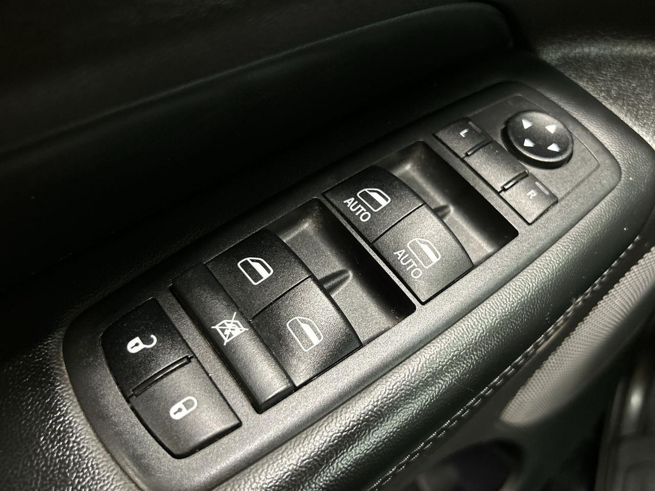 2019 Jeep Grand Cherokee 4X4 | CARPLAY |17IN ALLOYS |BLIND SPOT | BLUETOOTH Photo