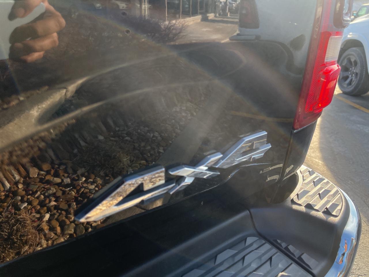 2022 RAM 2500 Crew Cab 6.7 CUMMINS / VENTED HTD SEATS / RMT START / NAV Photo