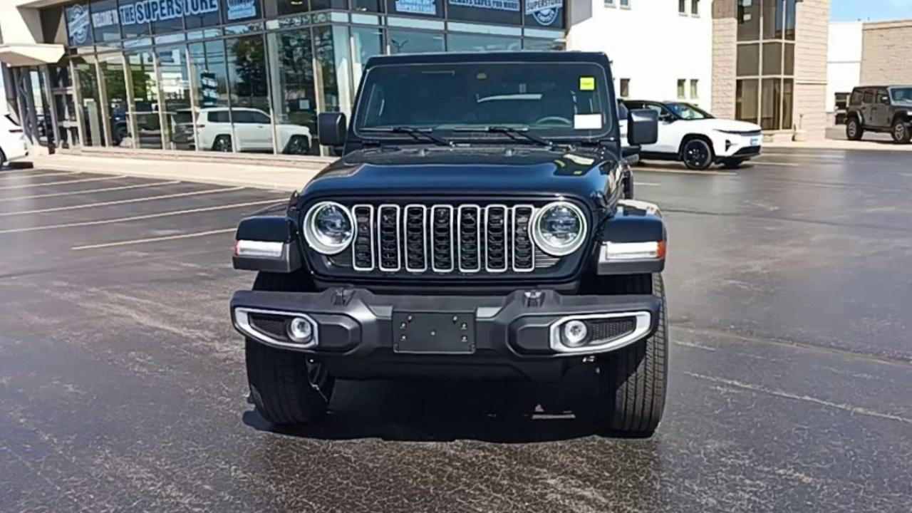 2025 Jeep Wrangler LEATHER/NAV/BODY COLOR TOP Photo2