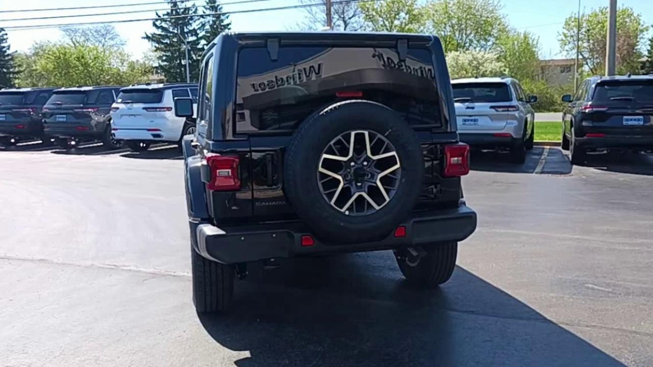 2025 Jeep Wrangler LEATHER/NAV/BODY COLOR TOP Photo