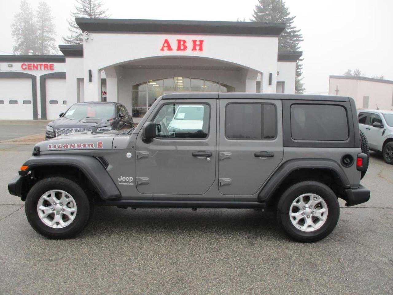 2021 Jeep Wrangler Unlimited Islander Photo2