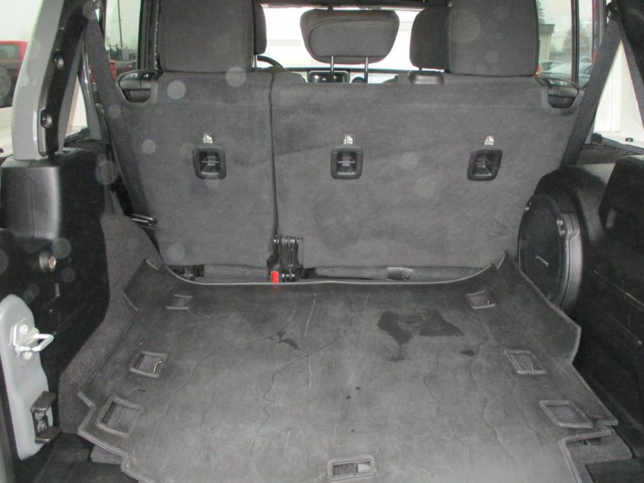 2021 Jeep Wrangler Unlimited Islander Photo