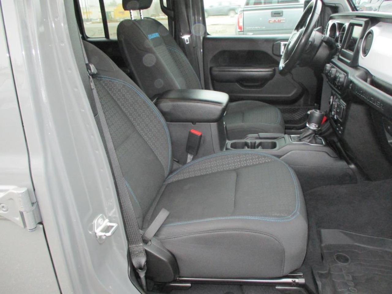 2021 Jeep Wrangler Unlimited Islander Photo