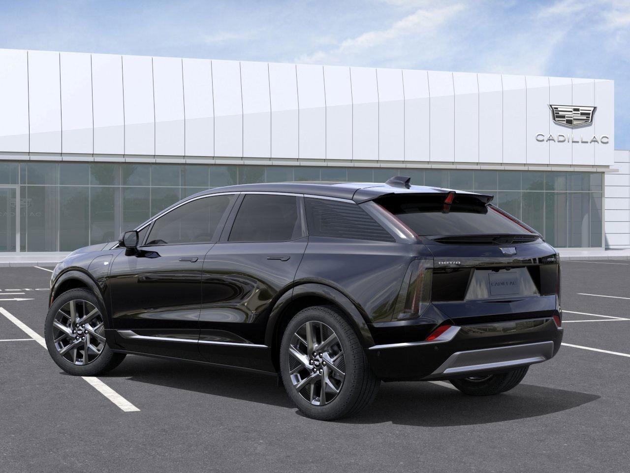 2026 Cadillac OPTIQ Luxury 4dr Luxury Photo2