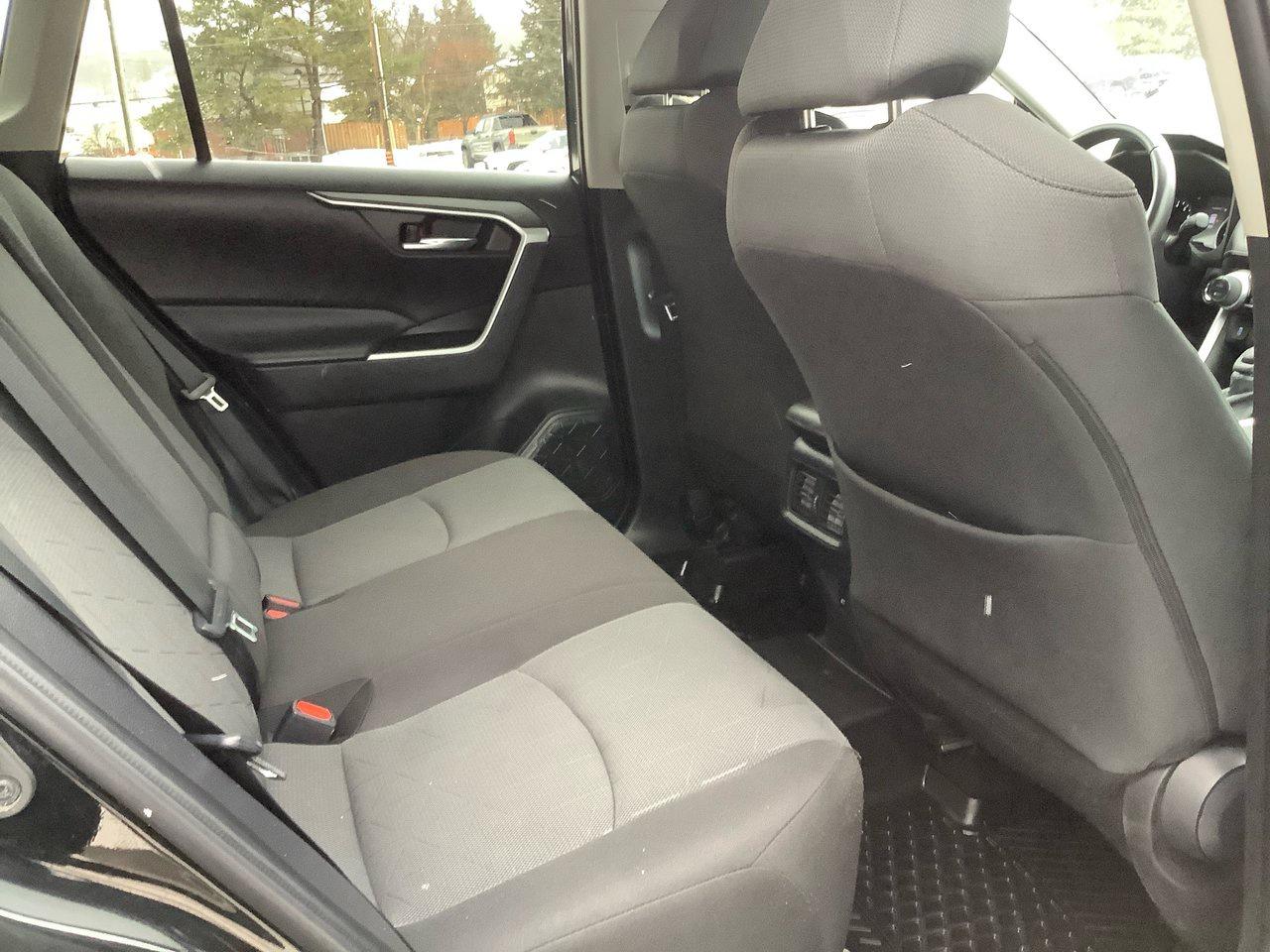 2022 Toyota RAV4 XLE XLE Photo