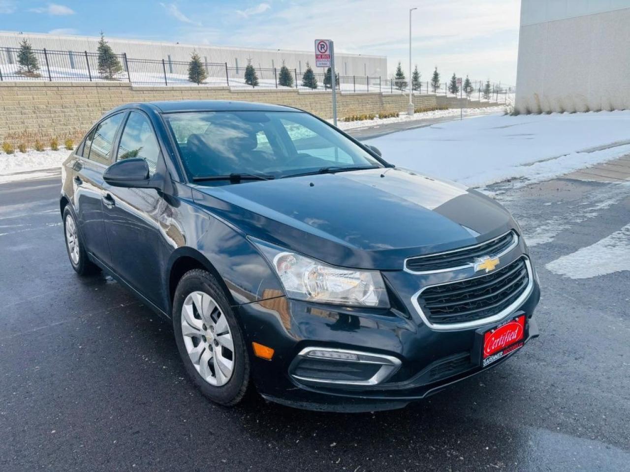 2015 Chevrolet Cruze 4dr Sedan 1LT Photo