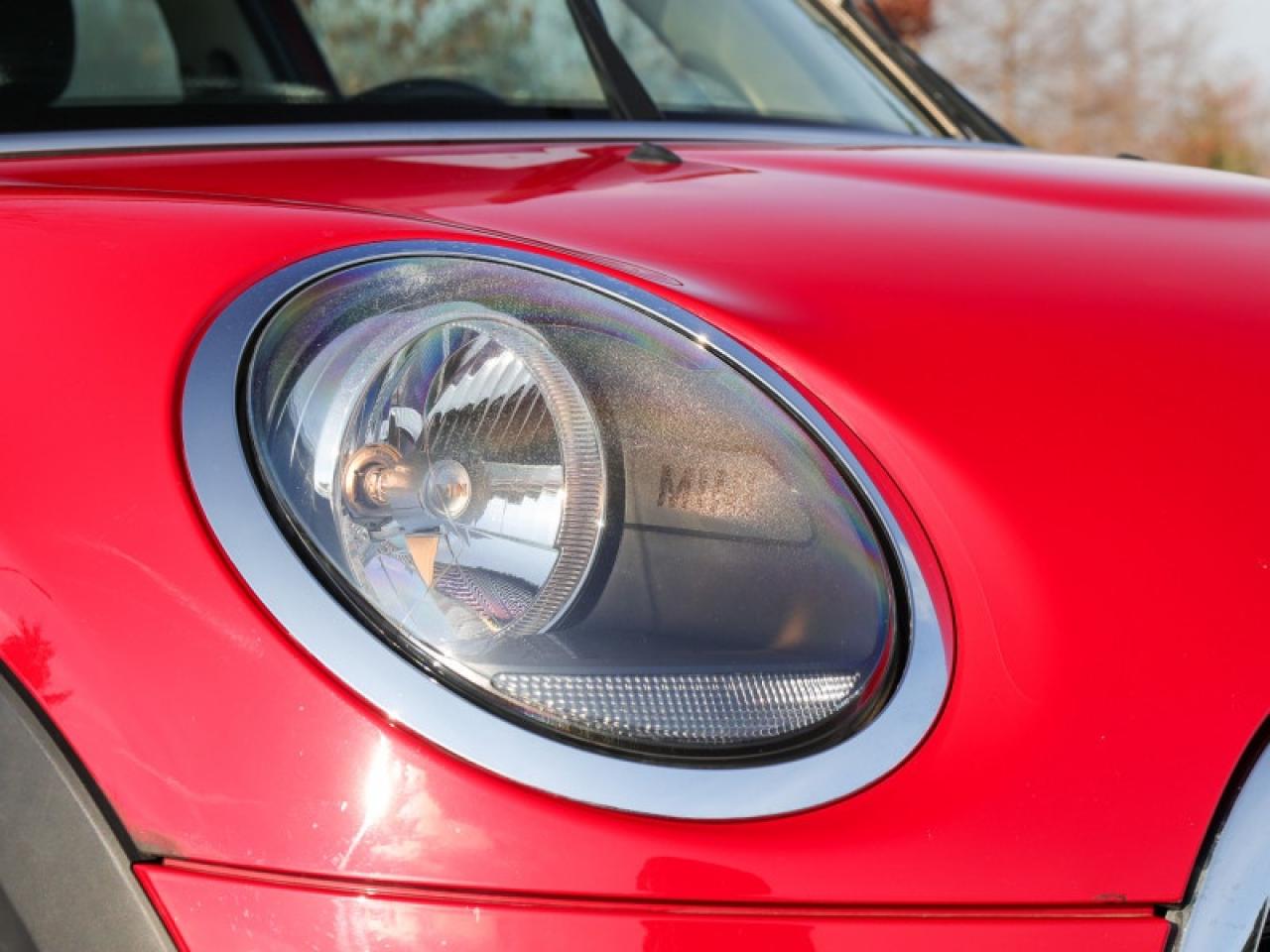 2020 MINI 5 Door Cooper  - Streaming Audio - $161 B/W Photo