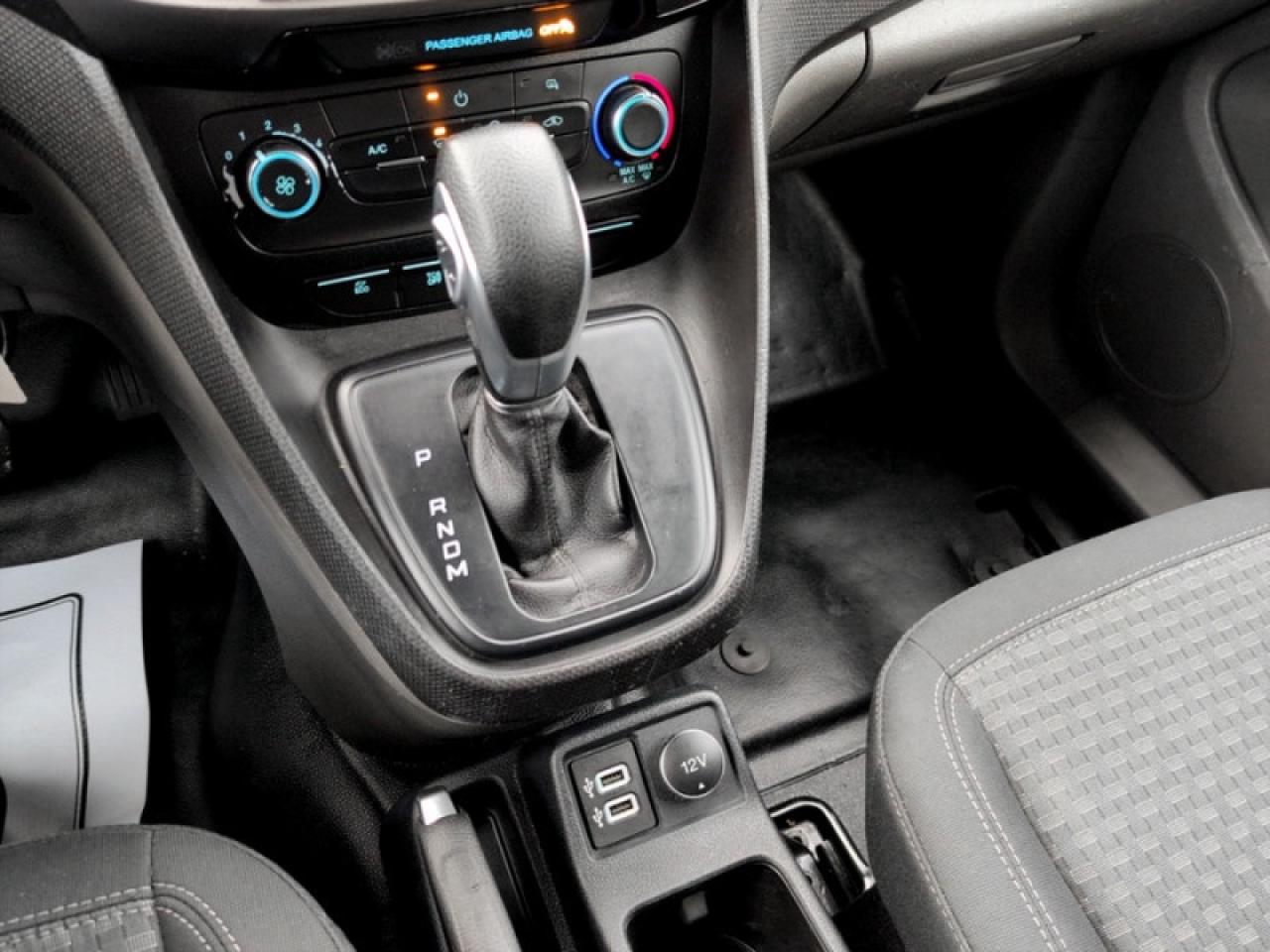 2019 Ford Transit Connect Van XLT   **CAM - APPLE CP** Photo