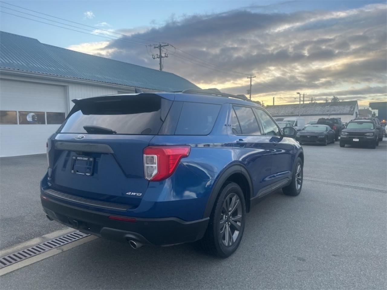 2021 Ford Explorer XLT High Package  - Sunroof Photo4