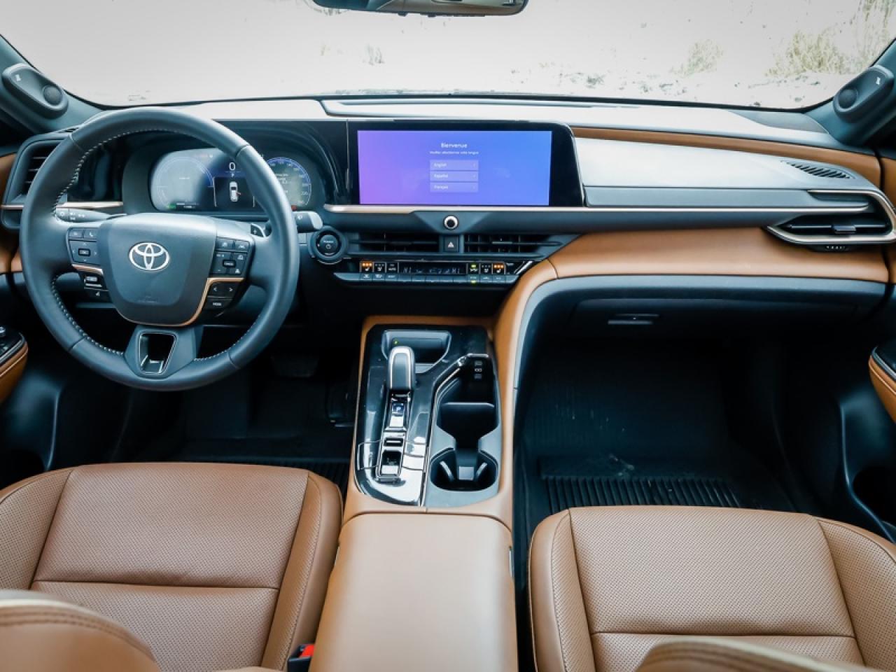 2023 GMC Sierra 1500 AT4  AT4, CREW, 6.2 V8,SUNROOF Photo