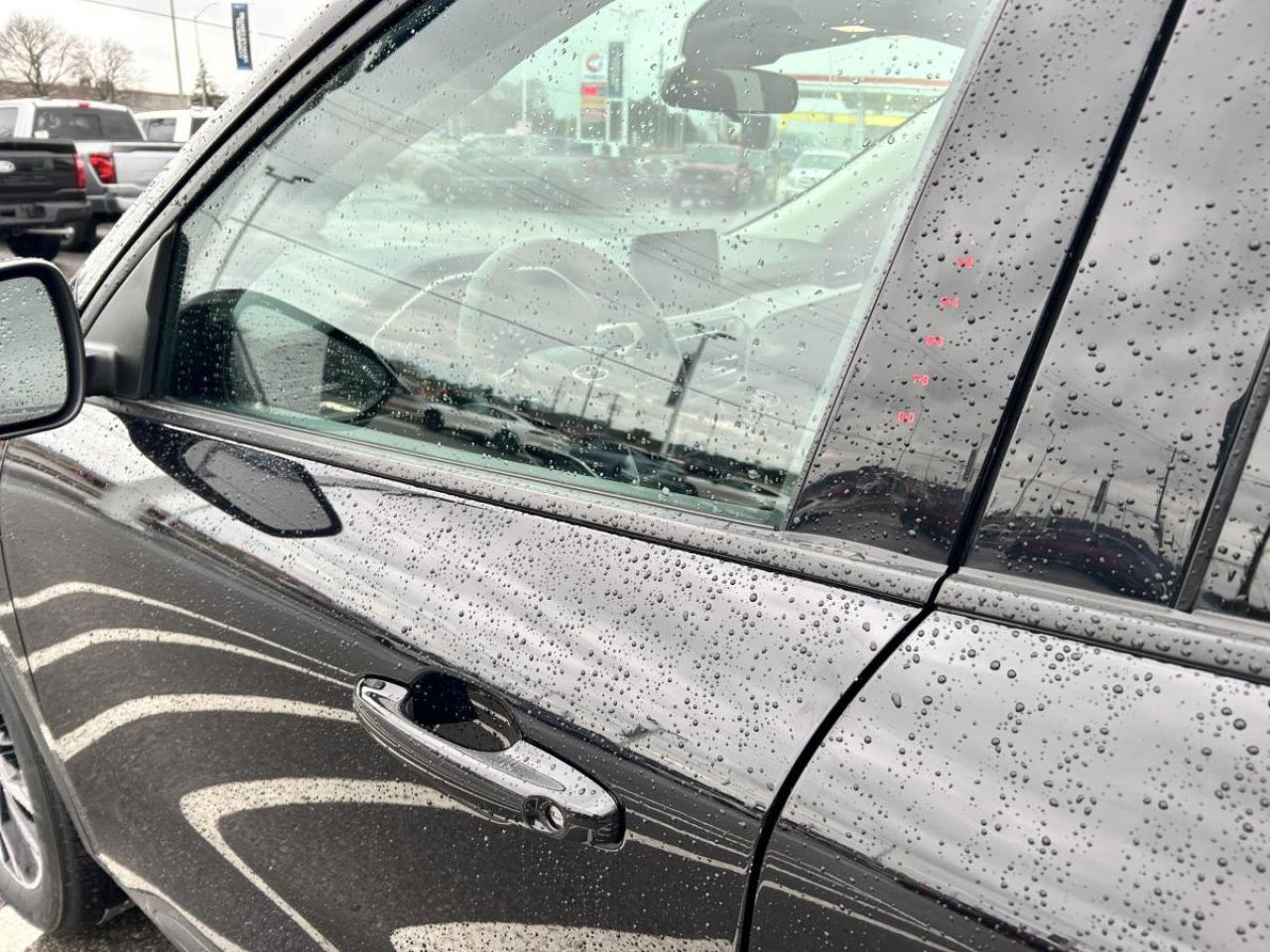 2021 Ford Escape SE Photo