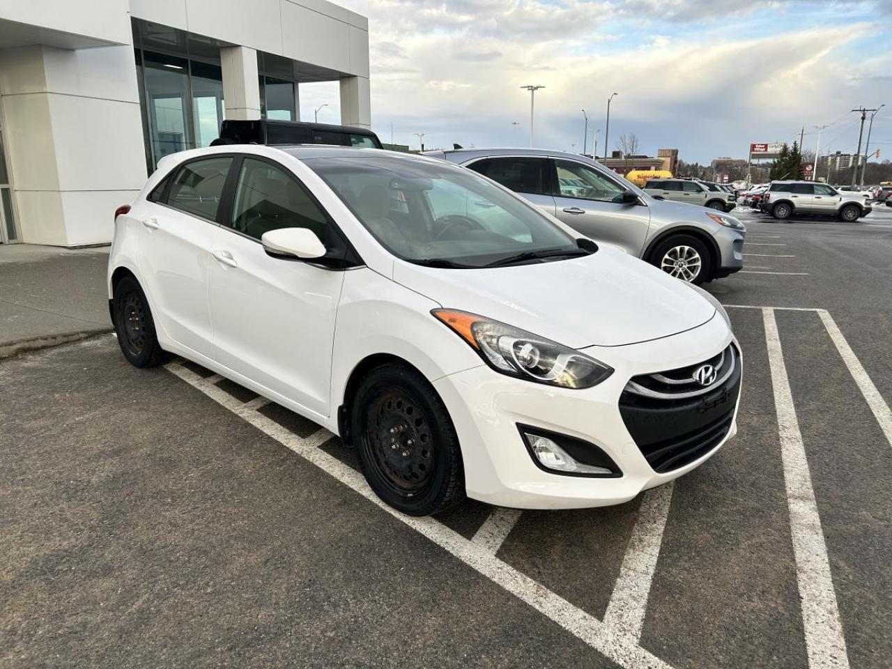 2013 Hyundai Elantra GT BASE Photo2