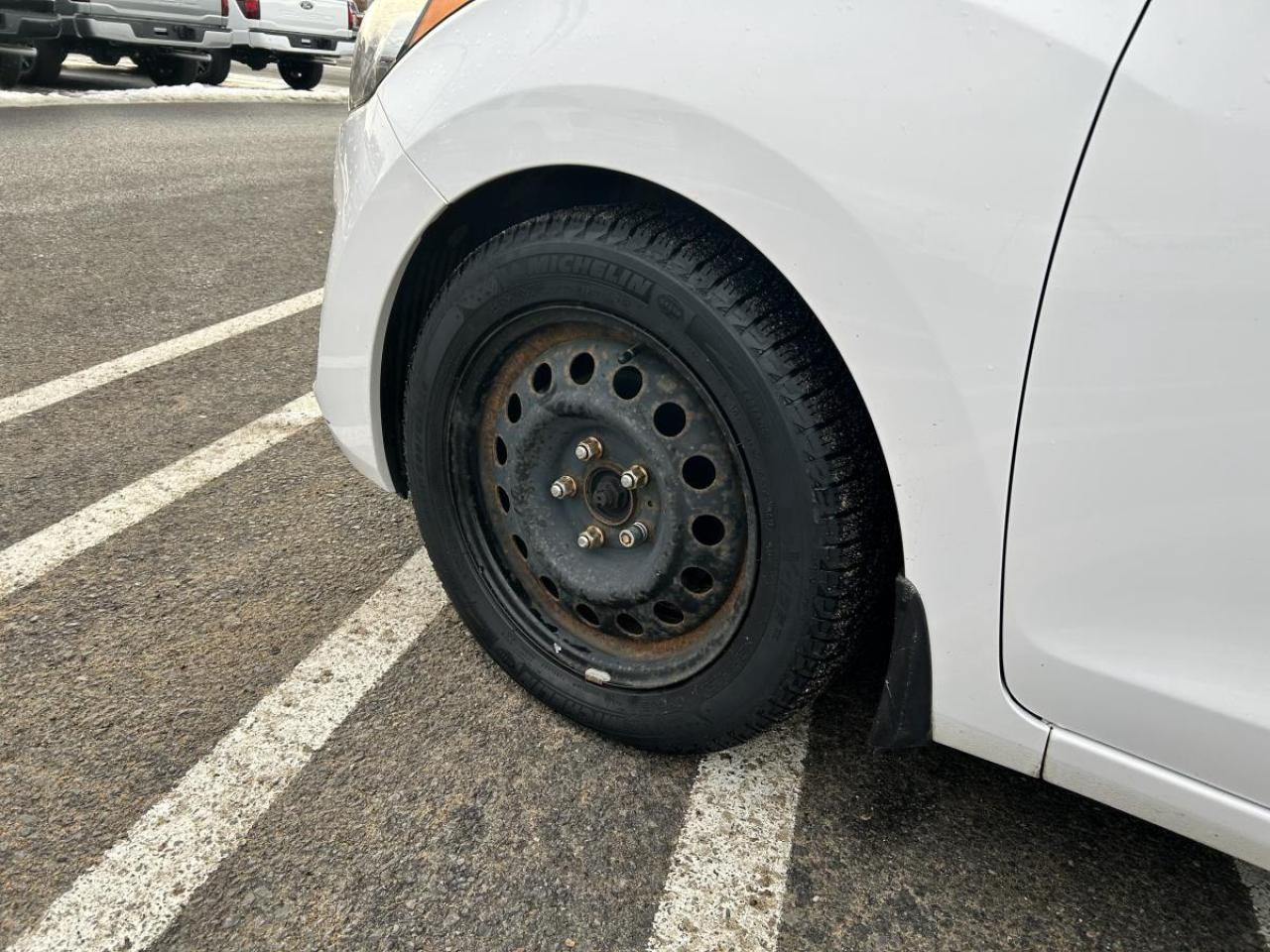 2013 Hyundai Elantra GT BASE Photo