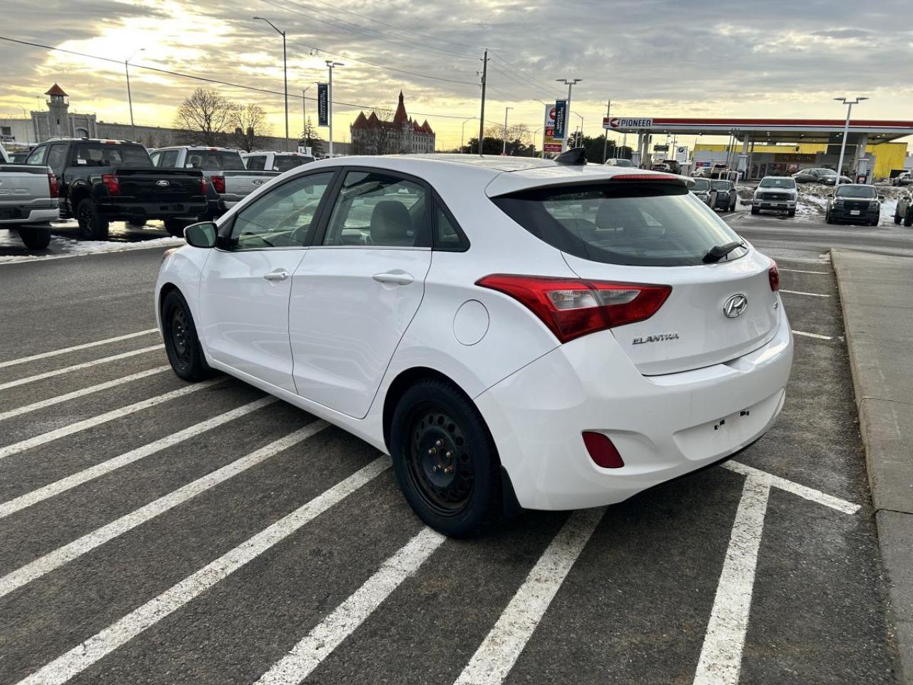 2013 Hyundai Elantra GT BASE Photo