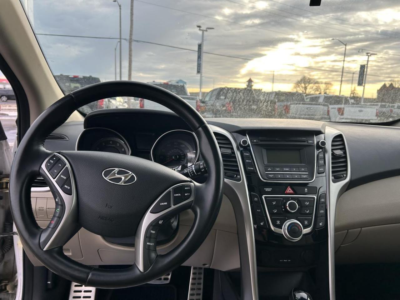 2013 Hyundai Elantra GT BASE Photo