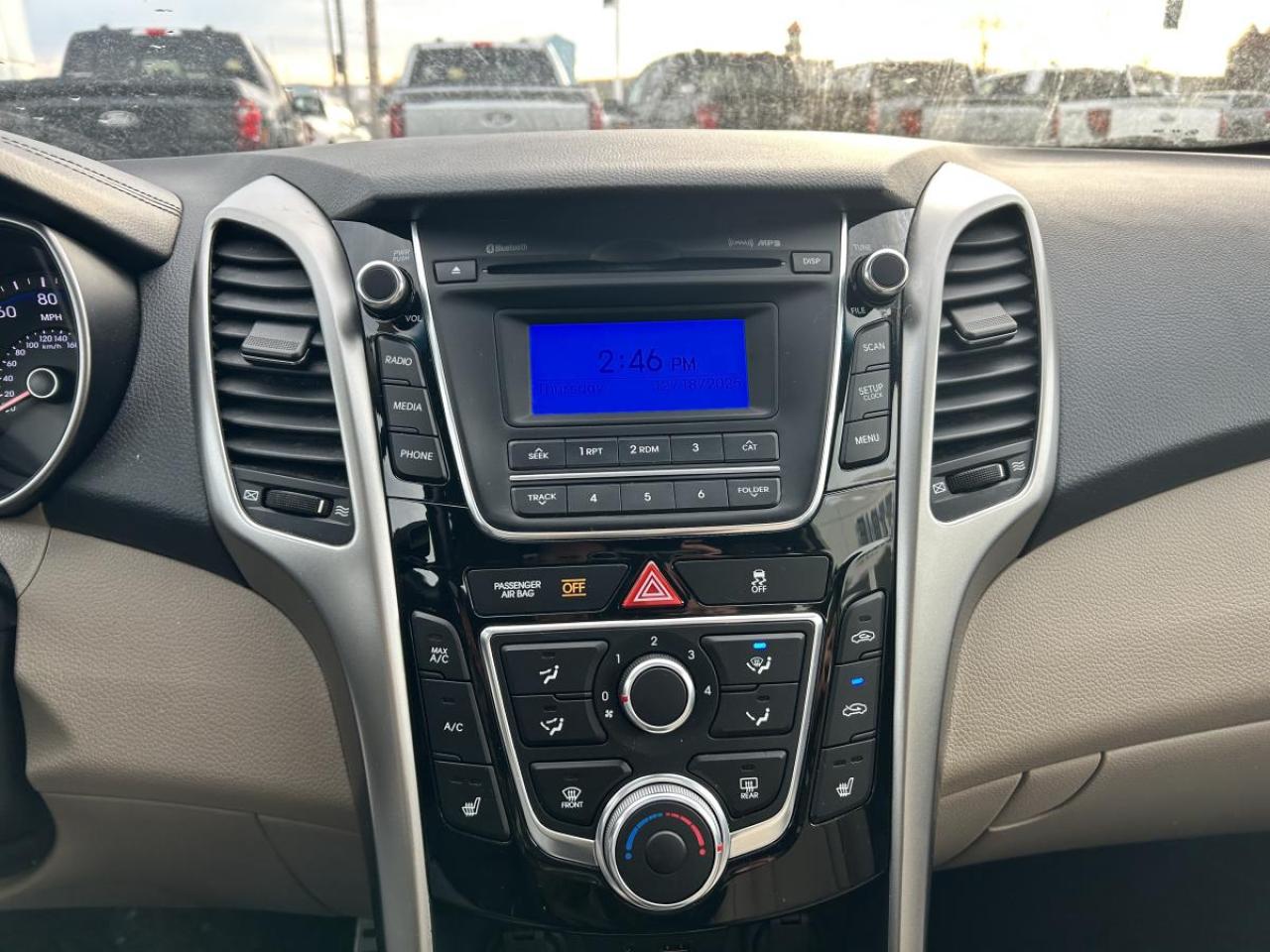 2013 Hyundai Elantra GT BASE Photo