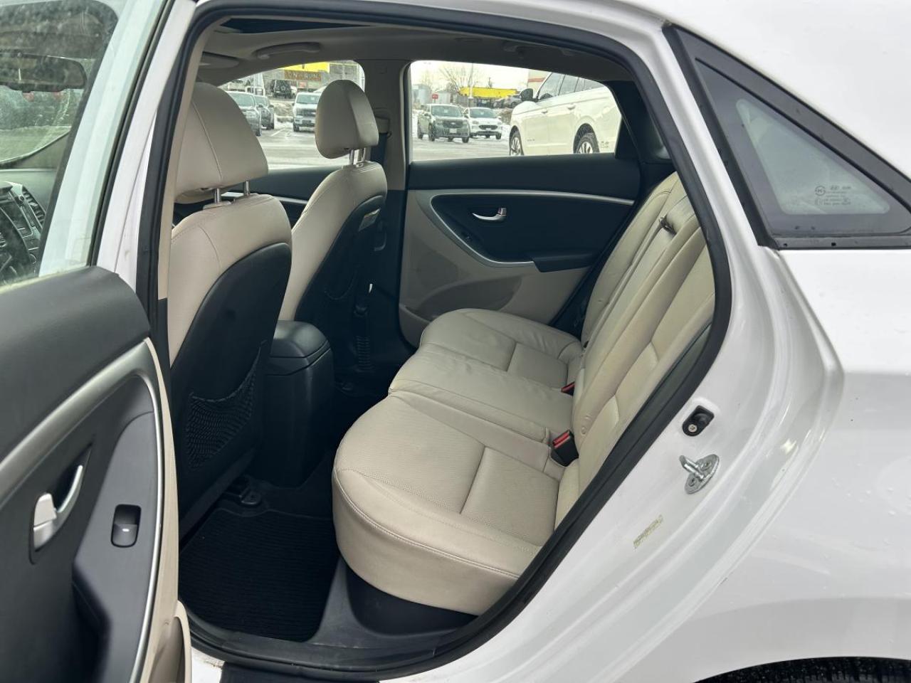 2013 Hyundai Elantra GT BASE Photo