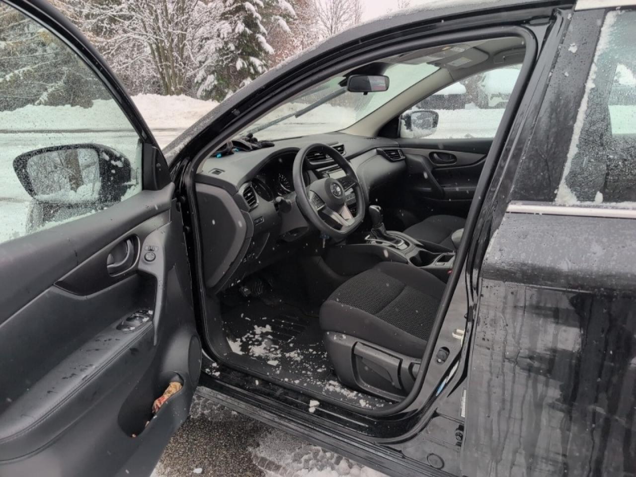 2023 Nissan Qashqai S AWD  - Heated Seats -  Apple CarPlay Photo