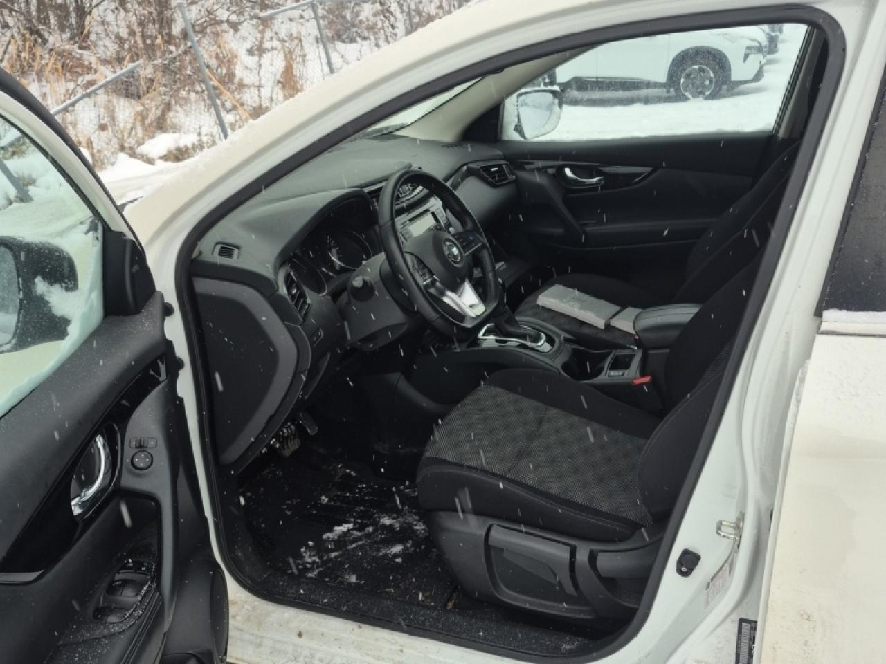 2023 Nissan Qashqai SV AWD  - Sunroof -  Heated Seats Photo