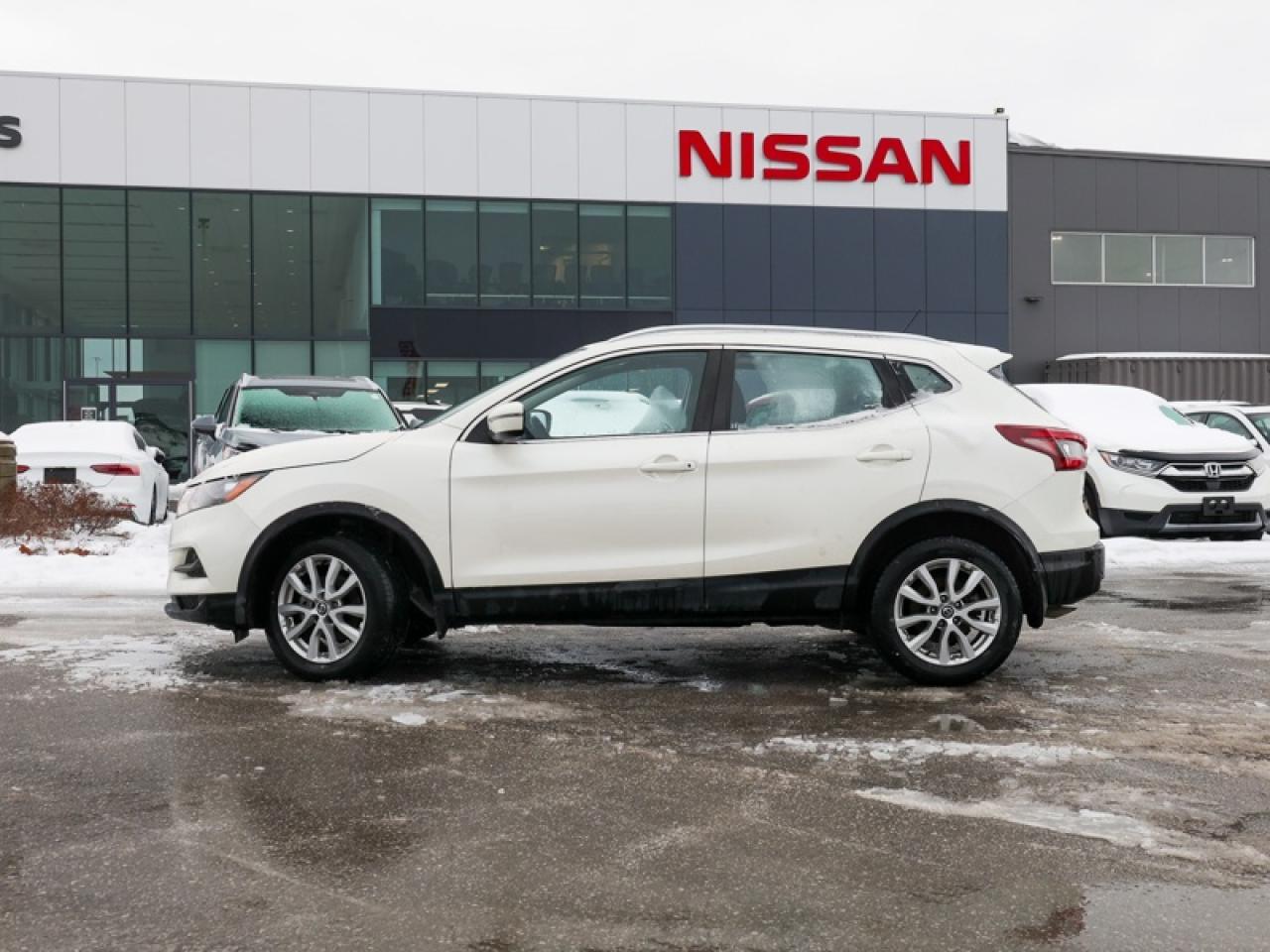 2023 Nissan Qashqai SV AWD  CPO ELIGIBLE UNIT Photo